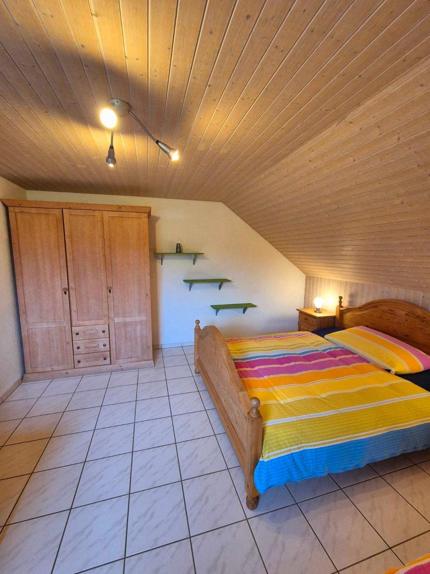 Apartment Simcha Niederwichtrach المظهر الخارجي الصورة